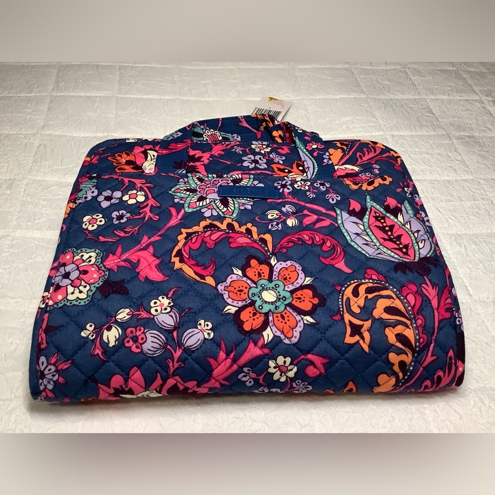 Vera Bradley Iconic Hanging Travel Organizer NEW